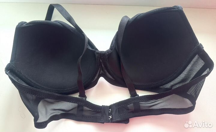 Бюстгальтер черный с сеткой 90 c