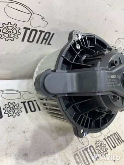 Моторчик отопителя Kia Sportage SL G4KD 2011