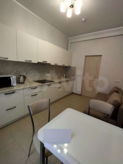 2-к. квартира, 63 м², 8/12 эт.