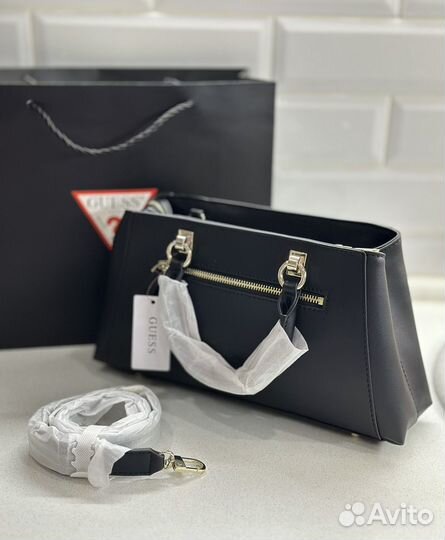 Сумка guess новая оригинал