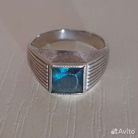 Серебряное кольцо