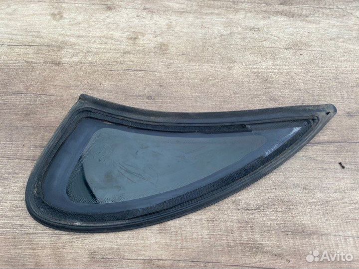 Форточка кузова задняя правая LADA Kalina 2007