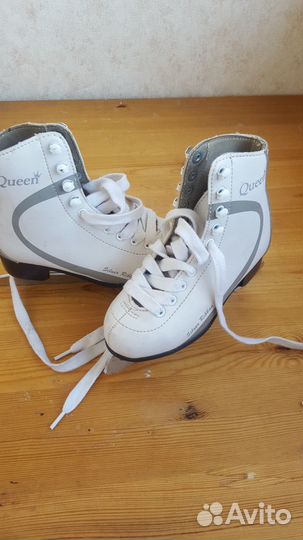 Коньки фигурные разм.29 новые. Натуральная кожа