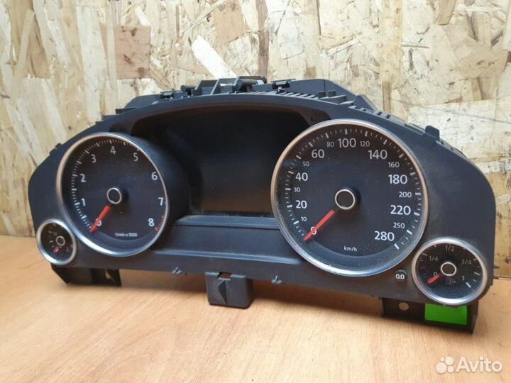 Панель приборов Volkswagen Touareg