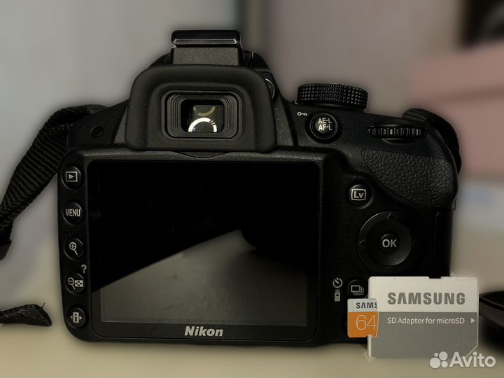 Зеркальный фотоаппарат nikon d3200 с сумкой