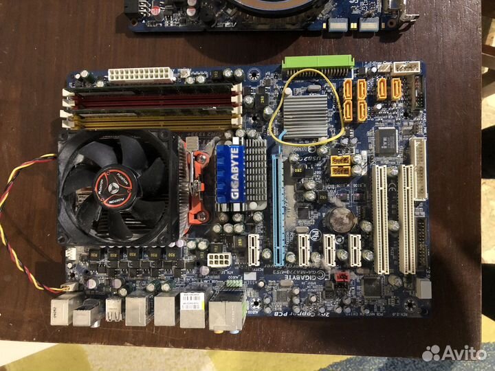 Материнская плата