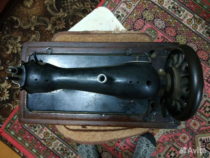 Швейная машина Singer