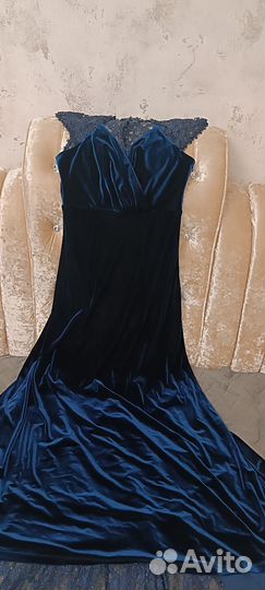 Нарядное платье