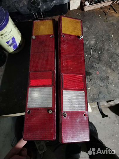 Задние фонари