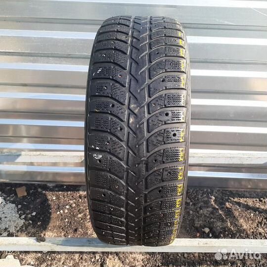 Bridgestone Ice Cruiser 5000 215/60 R16