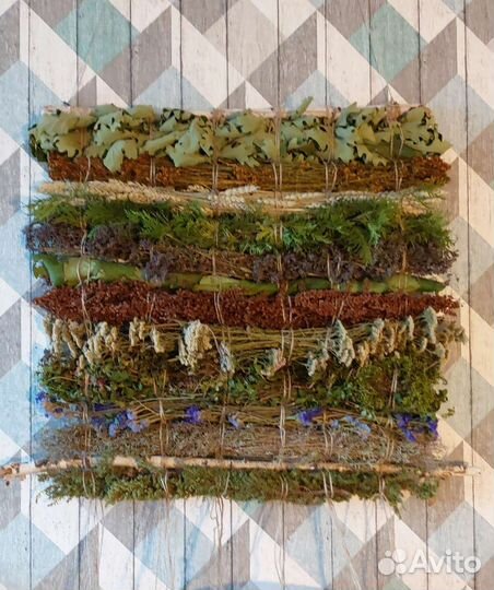 Гобелен из горных трав, венки из трав