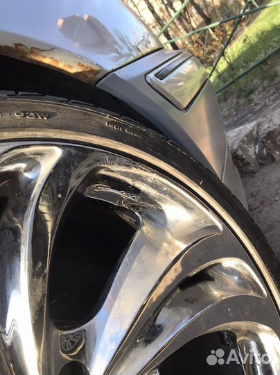 R19 Triangle LS01 245/35, PCD 5x112 DIA 70