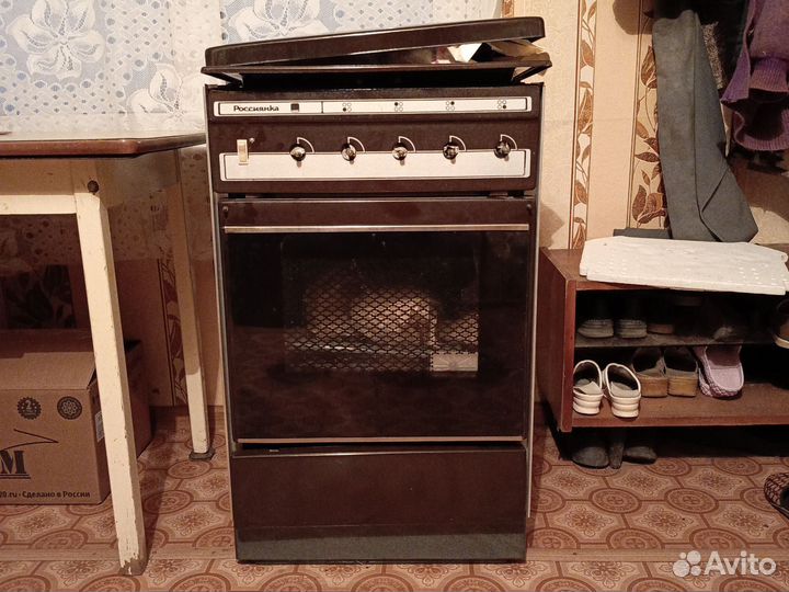 Плита газовая 4-х конфорочная новая