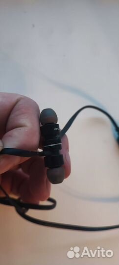 Bluetooth гарнитура