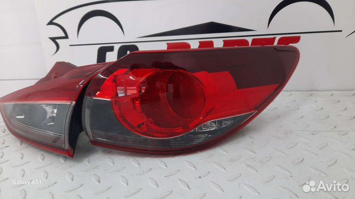 Правый стоп в крыло Мазда 6 gj wagon