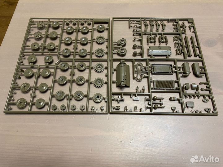 Модель японской самоходки Type1 75 mm Tamiya