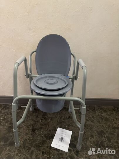 Санитарное кресло туалет новое