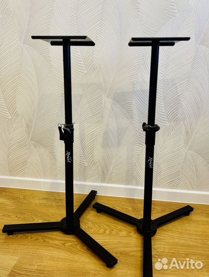 Rockdale стойки для мониторов