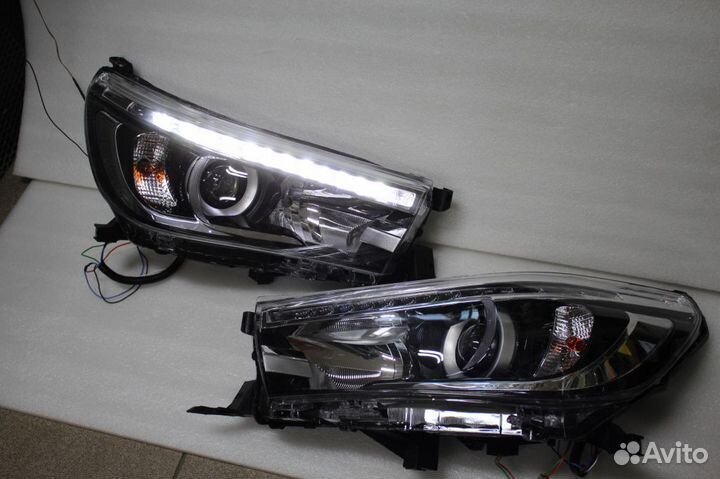 Toyota Hilux 2015+ Динамические фары K6EQ6