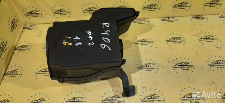 Корпус воздушного фильтра Ford Focus 2