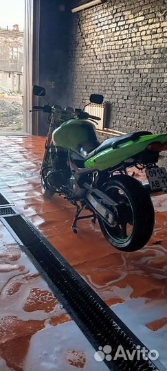 Kawasaki zr7