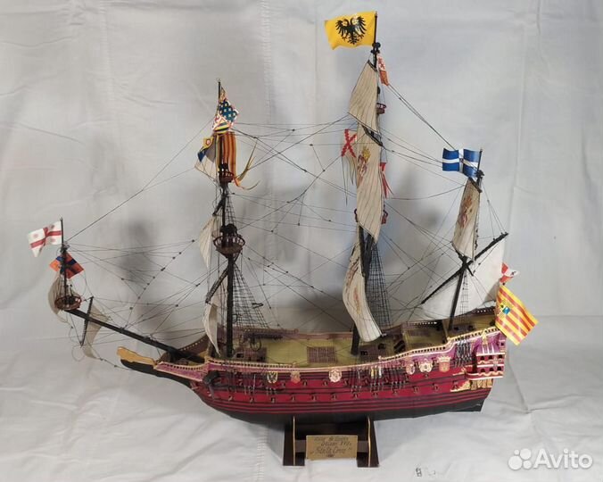Модель корабля Галеон 17 века