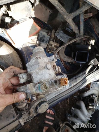 Корпус термостата BMW 5 e34 m20b20