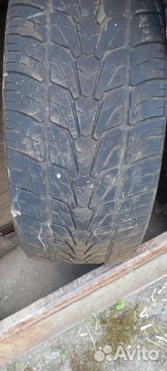 Nexen Roadian HP 275/45 R20