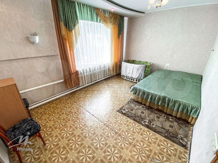 Коттедж 158 м² на участке 12,5 сот.