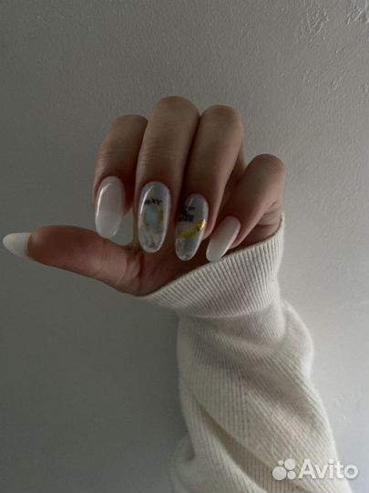Маникюр, педикюр с покрытием гель лак