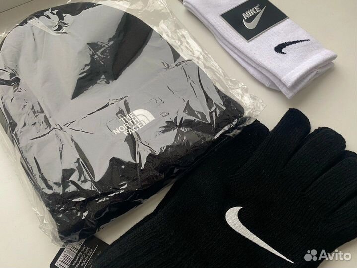 Зимний Комплект 3В1 Шапка TNF и перчатки nike