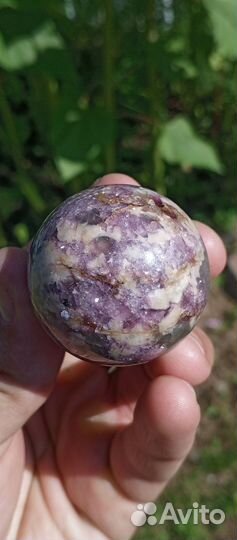 Лепидолит, шар