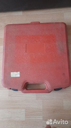 Специнструмент для фиксации распредвалов renault