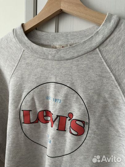 Свитшот женский levis