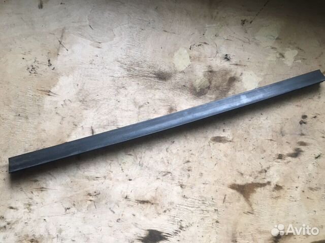 Уплотнитель стекла двери передней Mercedes W220