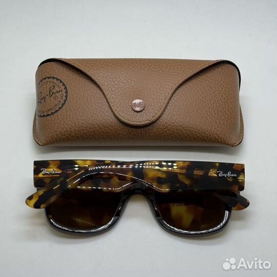 Солнцезащитные очки ray ban mega wayfarer