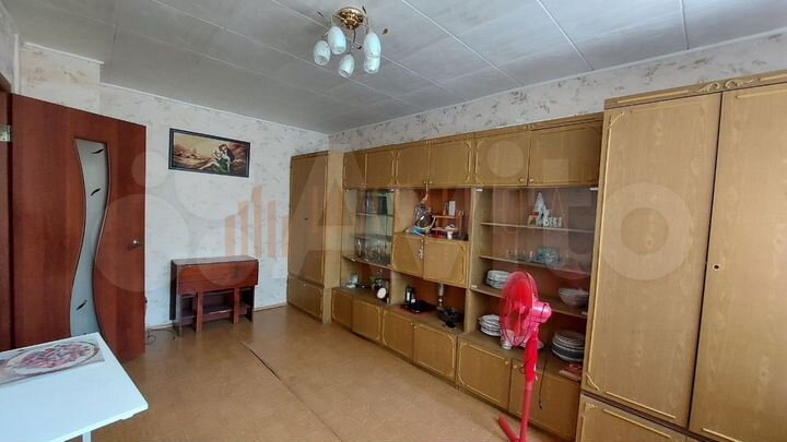 3-к. квартира, 60 м², 3/5 эт.