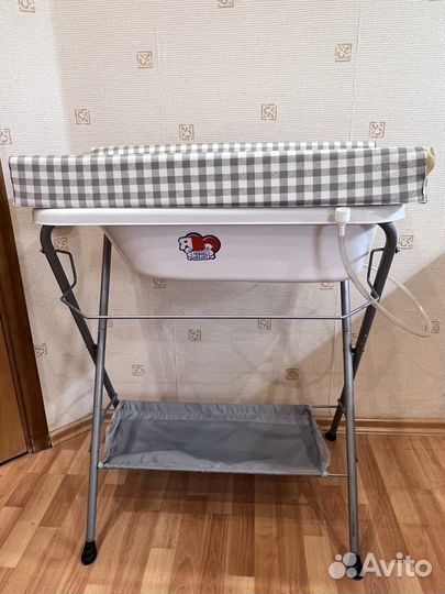 Пеленальный столик с ванночкой selby
