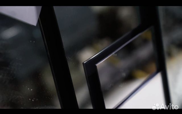 Распашные стеклянные двери