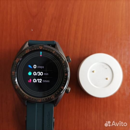 Смарт часы huawei GT