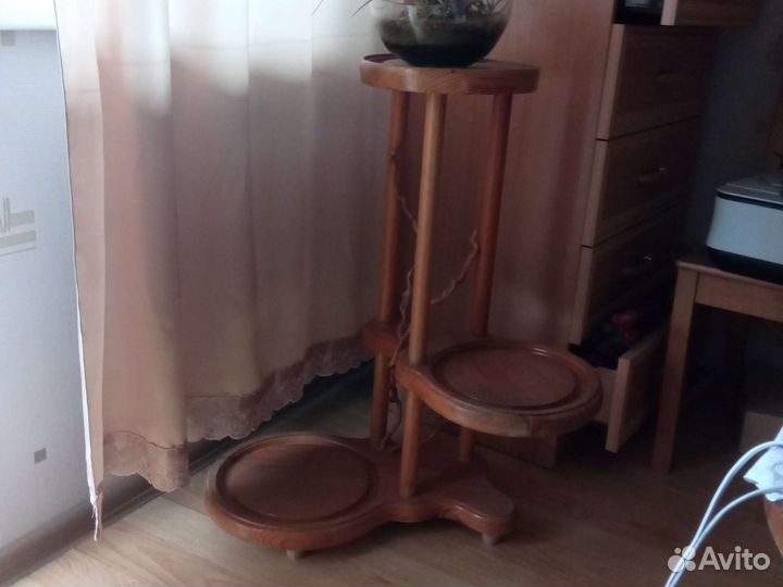 Подцветочник