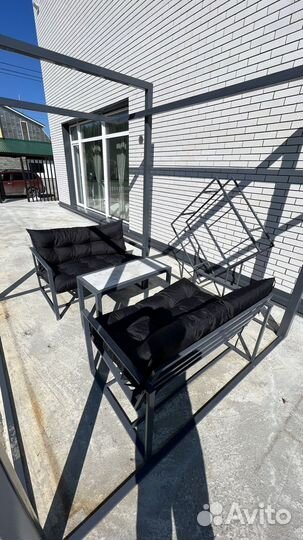 Беседка с мебелью