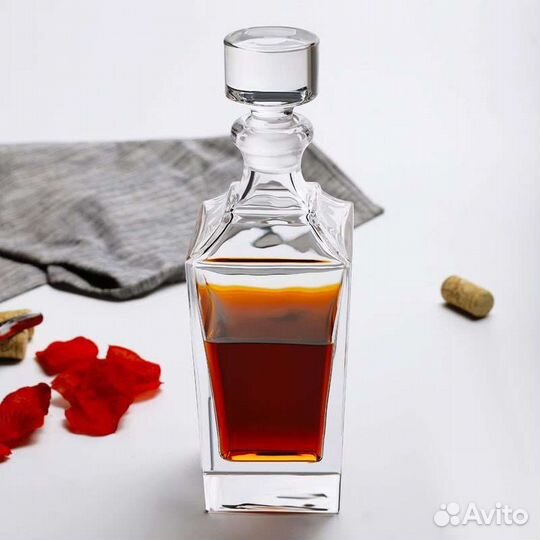 Графин хрустальный