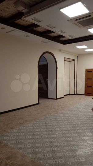 Офис, 210.7 м²