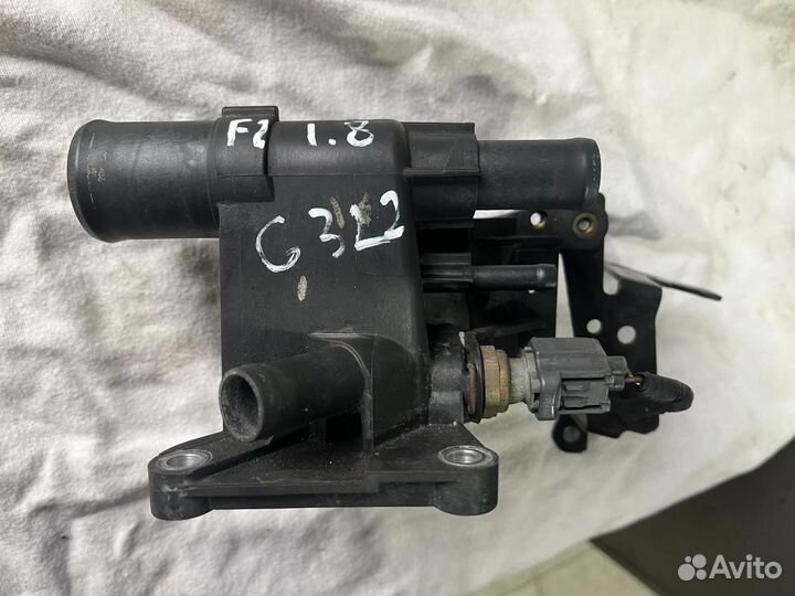 Корпус термостата Ford Focus 2 1.8