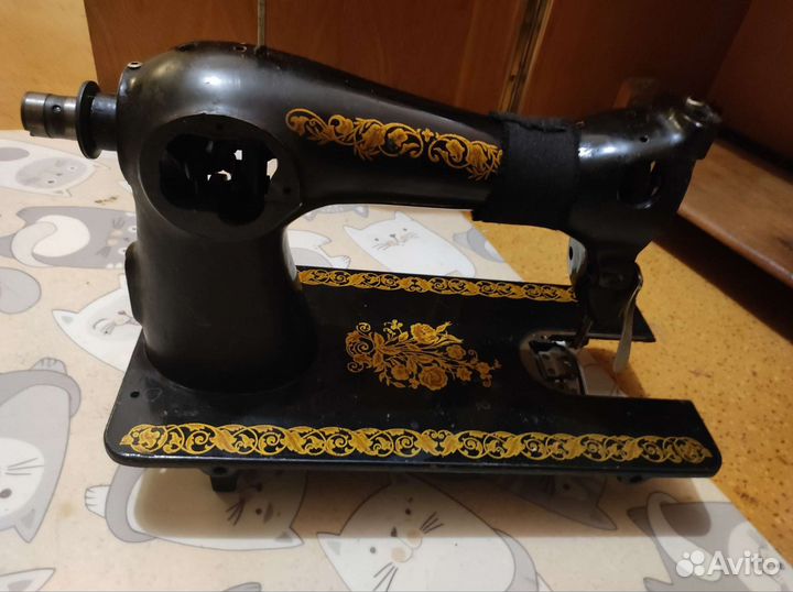 Швейная машина Подольск ножная