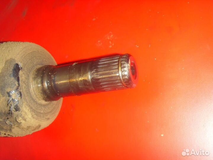 Полуось задняя правая 15919079 Cadillac SRX