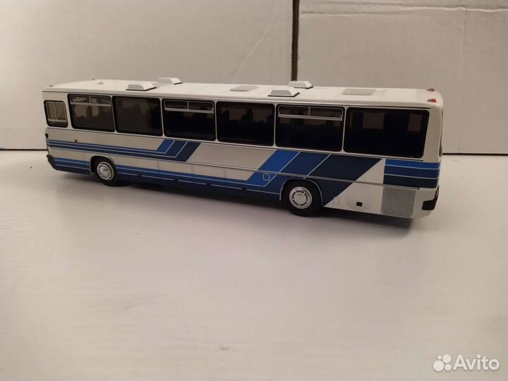 Автобус Икарус-250.59 синий Demprice 1:43