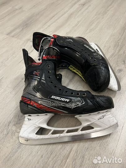 Хоккейные коньки bauer