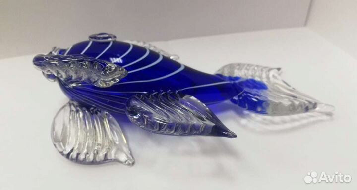 Статуэтка рыбка, стекло